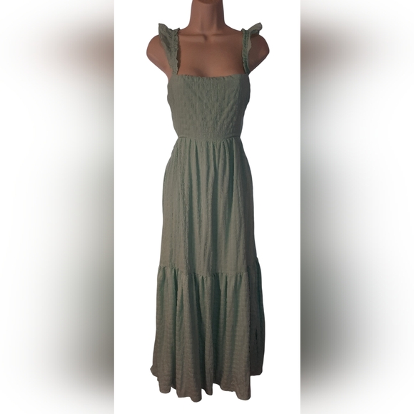 Lush Backless Green Dress - Picture 6 of 12
